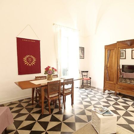Slow Lecce - Old Town Apartment Sit מראה חיצוני תמונה